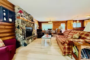 18986 Captive Lake Rd, Garrison, MN 56450 - Photo 10