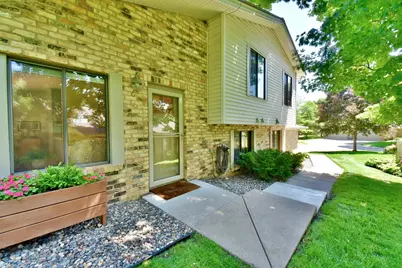 1945 Kingsview Lane N, Plymouth, MN 55447 - Photo 1