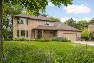 4711 White Oak Ct, Eagan, MN 55122 - Photo 1
