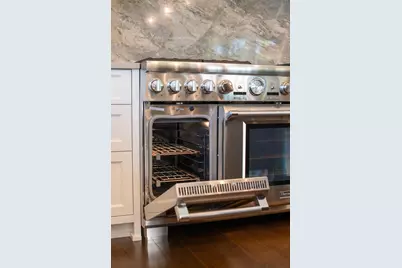 3776 Woodland Cove Parkway, Excelsior, MN 55331 - Photo 14