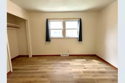 1332 Logan Avenue N, Minneapolis, MN 55411 - Photo 12