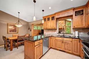 2520 Florida Ave N, Golden Valley, MN 55427 - Photo 12