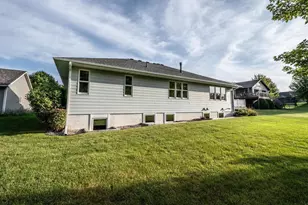 2220 Greenfield Dr E, Northfield, MN 55057 - Photo 4