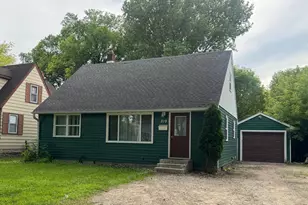 319 13th St N, Moorhead, MN 56560 - Photo 1