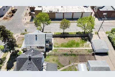 2101 N 4th Street, Minneapolis, MN 55411 - Photo 1