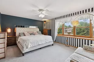 6840 Thames Rd, Woodbury, MN 55125 - Photo 18