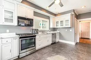 822 Smith Ave S, Saint Paul, MN 55107 - Photo 2