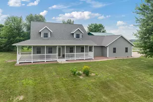 N13013 Primrose Rd, Trempealeau, WI 54661 - Photo 1