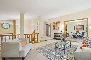 12405 Cockspur Ct, Eden Prairie, MN 55347 - Photo 8