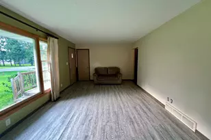 18606 Riverwood Dr, Little Falls, MN 56345 - Photo 10