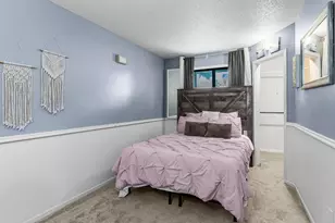 1158 Landmark Trail N, Hopkins, MN 55343 - Photo 10