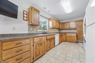 613 77th Ave NW, Moorhead, MN 56560 - Photo 14