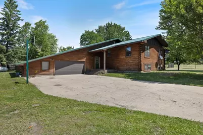 140 Northern Avenue NW, Blackduck, MN 56630 - Photo 1