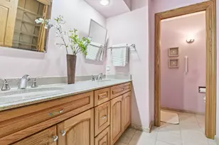 7250 Lewis Ridge Pkwy, Edina, MN 55439 - Photo 22