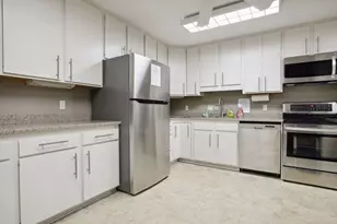 7250 Lewis Ridge Pkwy, Edina, MN 55439 - Photo 38