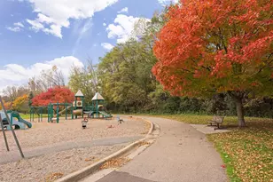 7250 Lewis Ridge Pkwy, Edina, MN 55439 - Photo 56