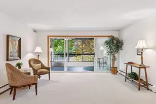 7250 Lewis Ridge Pkwy, Edina, MN 55439 - Photo 4