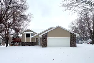 2210 9th Ave SE, Willmar, MN 56201 - Photo 1