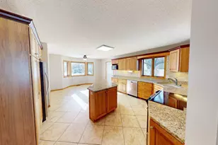 2210 9th Ave SE, Willmar, MN 56201 - Photo 16