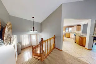 2210 9th Ave SE, Willmar, MN 56201 - Photo 8