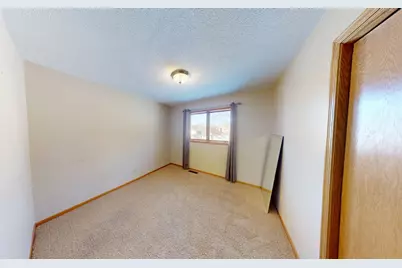 2210 9th Avenue SE, Willmar, MN 56201 - Photo 30