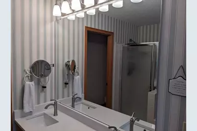 16597 Kenning Road, Eden Prairie, MN 55347 - Photo 44