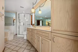 1275 Black Oaks Ct N, Plymouth, MN 55447 - Photo 36