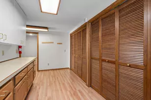 1275 Black Oaks Ct N, Plymouth, MN 55447 - Photo 42