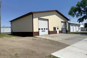 726 W Main St, Perham, MN 56573 - Photo 1