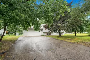 2916 80th Ave N, Brooklyn Park, MN 55444 - Photo 1