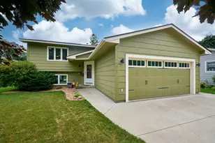 6401 45th Pl N, Crystal, MN 55428 - Photo 1