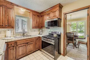 3900 Hillcrest Way, Deephaven, MN 55391 - Photo 8