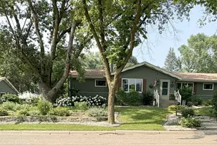 1401 N 4th St, Montevideo, MN 56265 - Photo 2