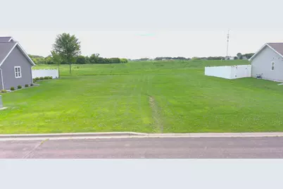 1100 11th Avenue SE, Waseca, MN 56093 - Photo 1