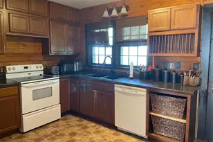 1224 St Joseph Ave, Albert Lea, MN 56007 - Photo 6