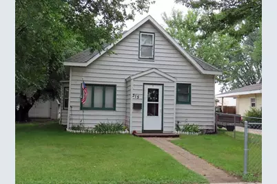 315 Conley Avenue S, Thief River Falls, MN 56701 - Photo 1