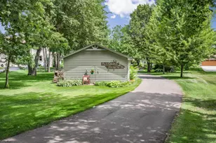 19363 E Tri Oak Cir NE, Wyoming, MN 55092 - Photo 38