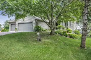 19363 E Tri Oak Cir NE, Wyoming, MN 55092 - Photo 36