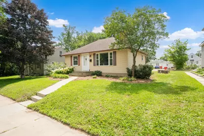 1016 10 1/2 Street SE, Rochester, MN 55904 - Photo 1