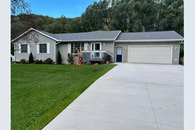 8830 E 8th Street, Winona, MN 55987 - Photo 1