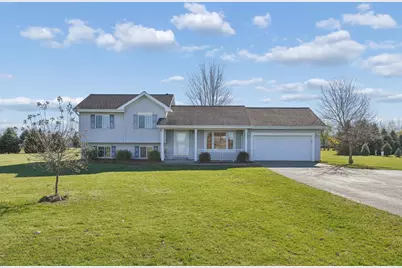 1101 148th Avenue, New Richmond, WI 54017 - Photo 1