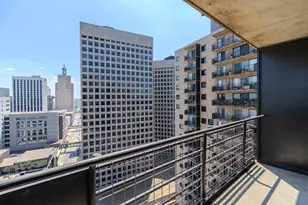 66 9th St E, Saint Paul, MN 55101 - Photo 22