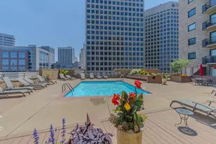 66 9th St E, Saint Paul, MN 55101 - Photo 40