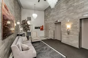 66 9th St E, Saint Paul, MN 55101 - Photo 52