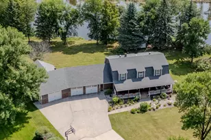 131 Fern Rd, Thief River Falls, MN 56701 - Photo 1