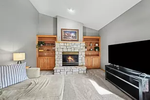 6326 White Owl Dr, Circle Pines, MN 55014 - Photo 14