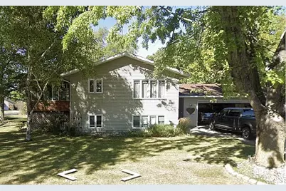 503 W Madison Avenue, Mahnomen, MN 56557 - Photo 1