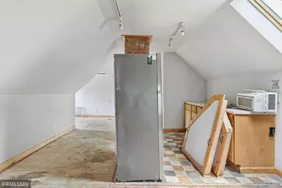 627 N Mendota Street, Saint Paul, MN 55106 - Photo 20