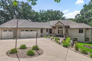 22168 Timberland Ct, Saint Augusta, MN 55320 - Photo 2