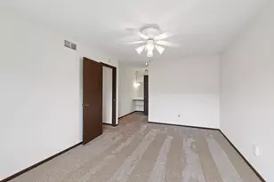 6744 Foliage Ct W, Rosemount, MN 55068 - Photo 14